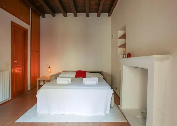Charming Flat In Brera