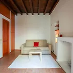 Charming Flat In Brera